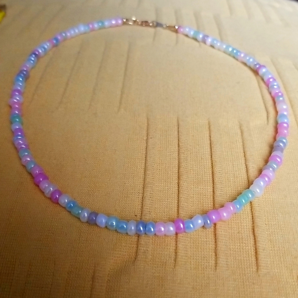 2 Necklaces - Picture 5 of 5